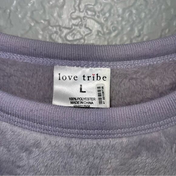 Love Tribe Juniors Round Neck Too Cold To Care Plush Sweatshirt Purple Large - Picture 4 of 7
